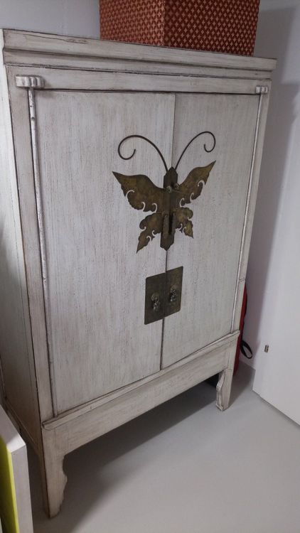 Chinesischer Schrank nicht antik | Kaufen auf Ricardo