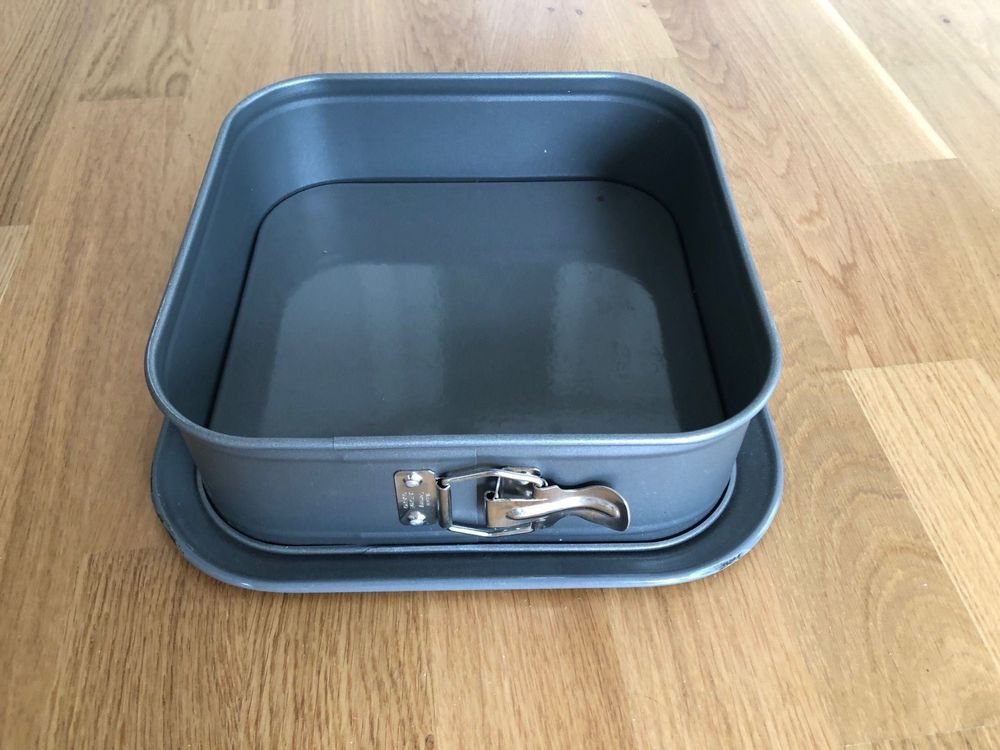 viereckige Backform mit runden Ecken | Kaufen auf Ricardo