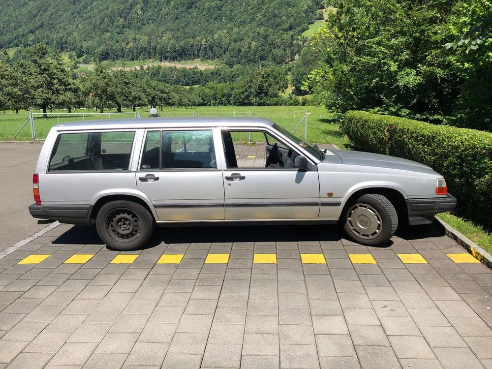 Volvo 940 спойлер