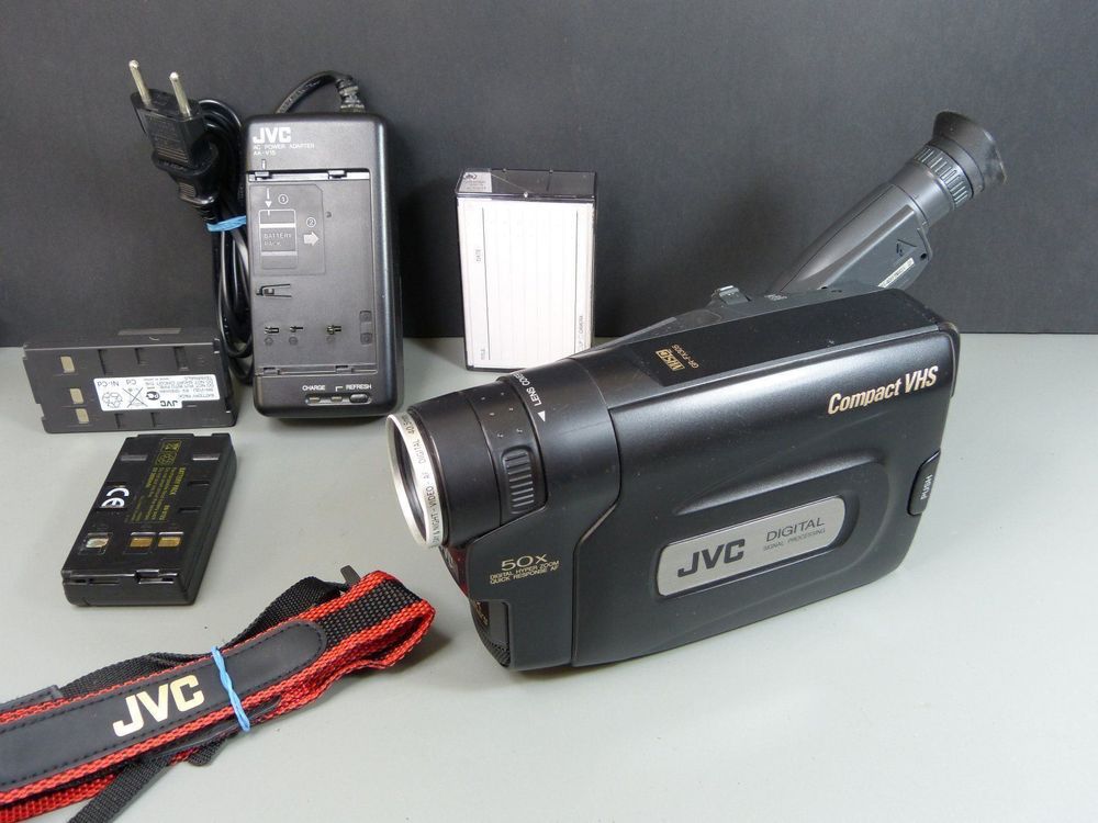 JVC Camcroder GRFX305E Acheter sur Ricardo