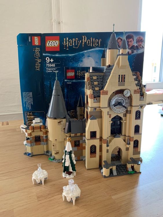 Lego Harry Potter Uhrenturm Vergangenheit Schüler In Gefahr Harry Potter Hogwarts Uhrenturm Lego | Kaufen auf Ricardo