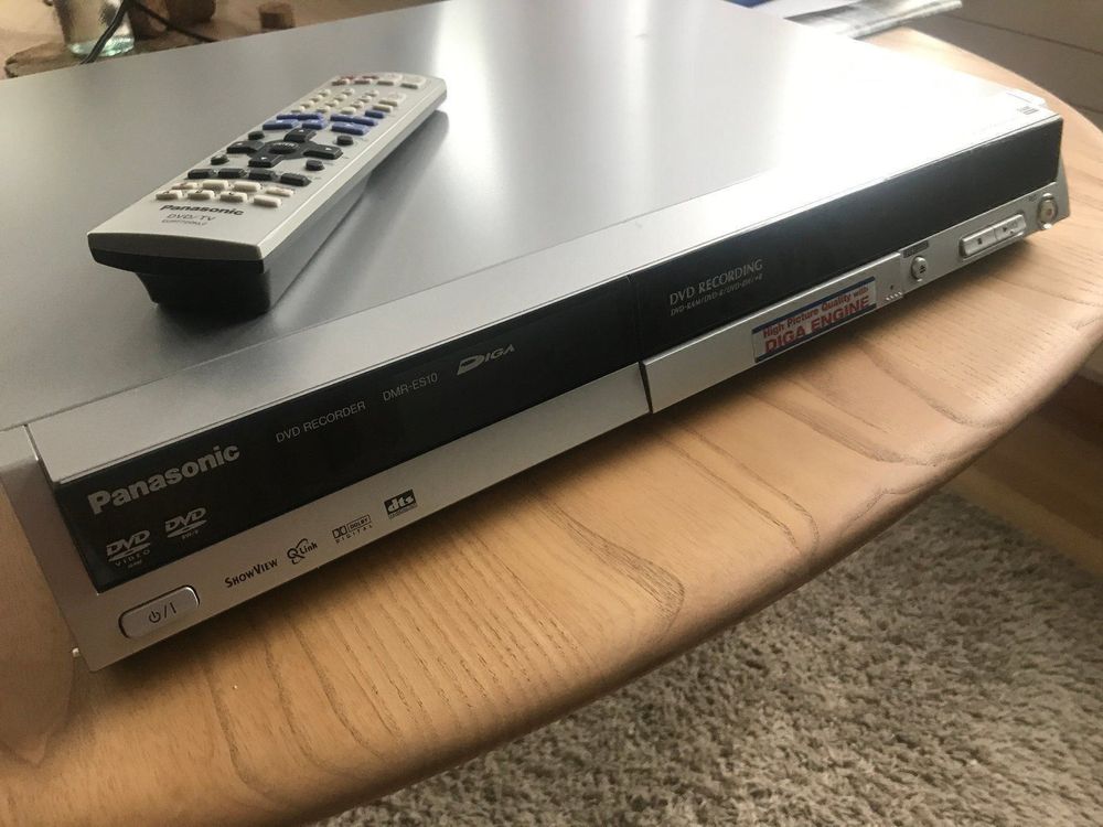 Panasonic DMRES10 DVD Recorder Player Kaufen auf Ricardo