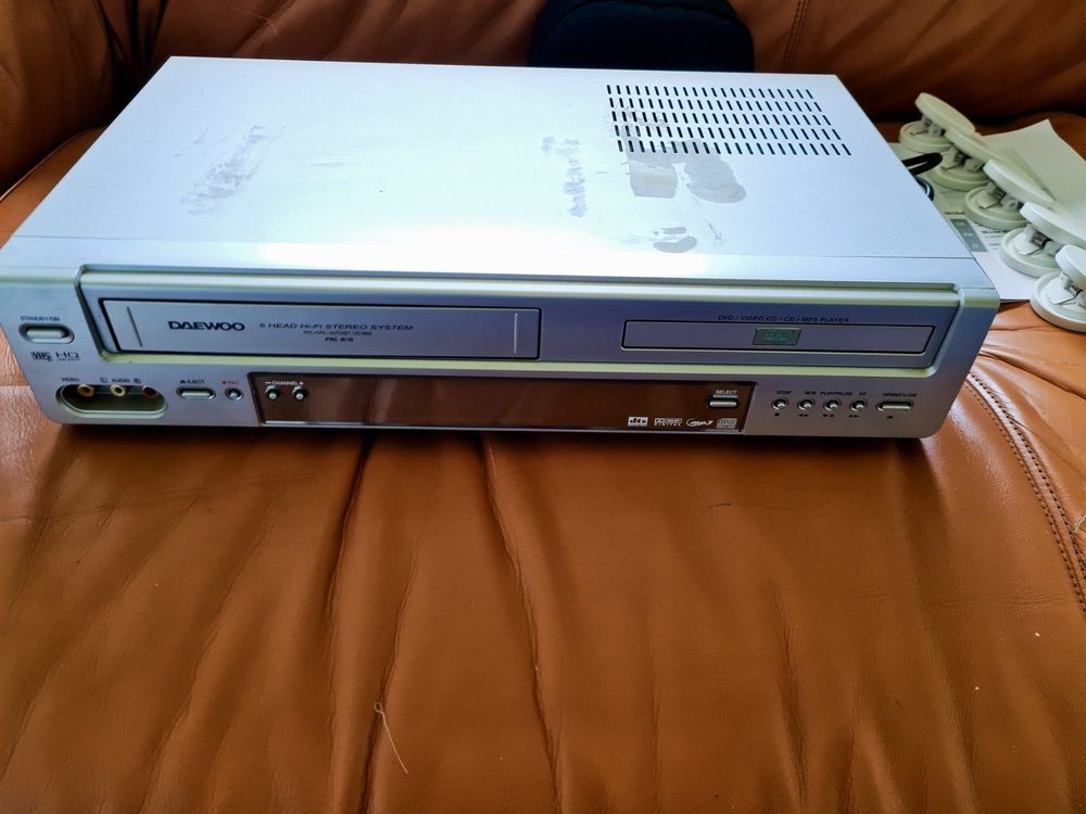 Daewoo SD6800 DVDPlayer+VideoRecorder Kaufen auf Ricardo