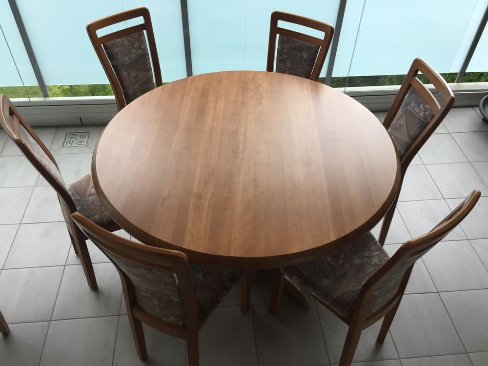Tisch mit 6 Stühlen | Kaufen auf Ricardo