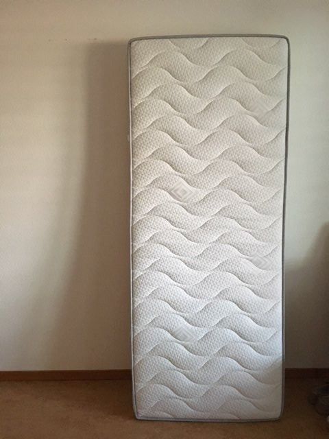 2 neuwertige Matratzen 80 cm x 200 cm | Kaufen auf Ricardo