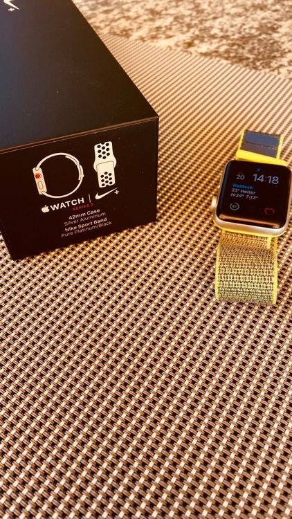 Apple Watch Series 3, Nike+, 42 mm, 4G | Comprare su Ricardo