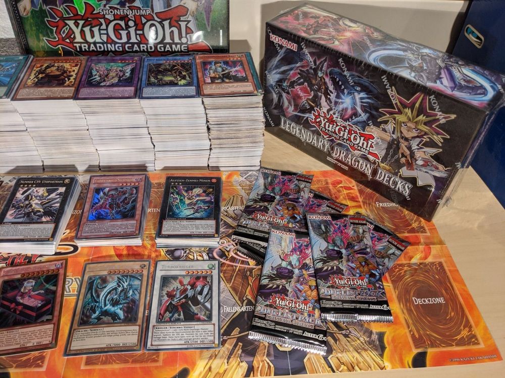 YuGiOh DE Karten Sammlung Deck Set Mint 15 Zufällige Ultra Rare Karten