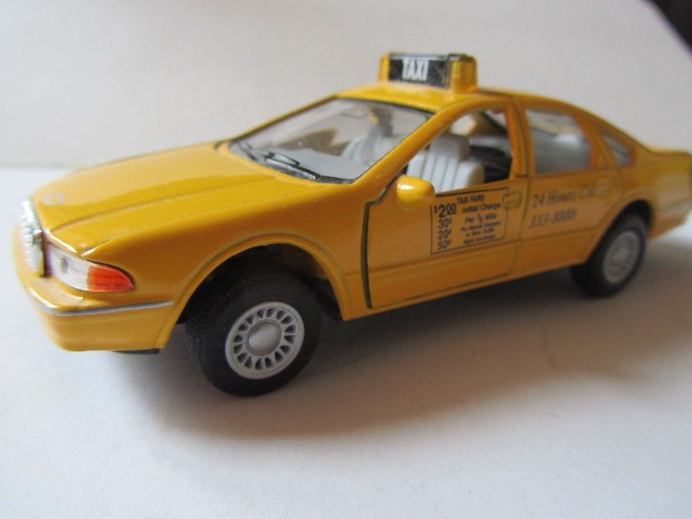 Kinsmart chevrolet caprice Clearance