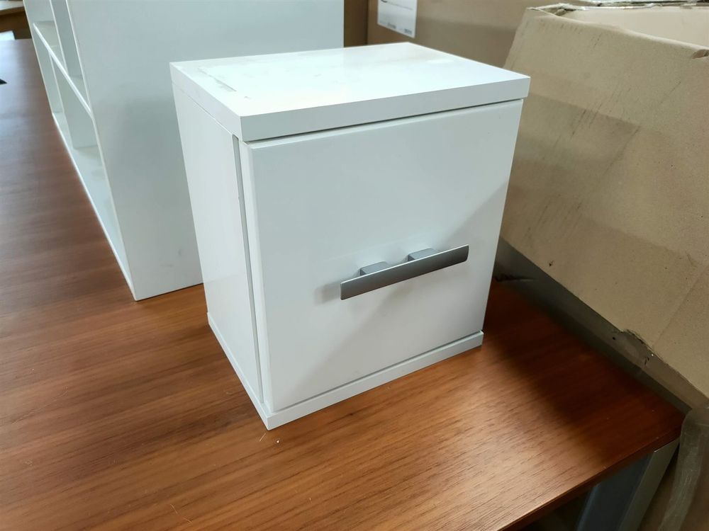 Medizinschrank weiss hochglanz | Kaufen auf Ricardo