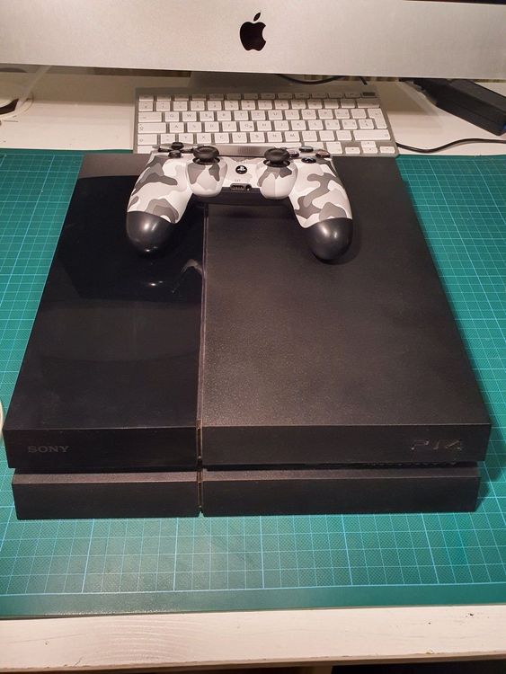 Playstation 4 + Controller + 5 Spiele | Kaufen auf Ricardo