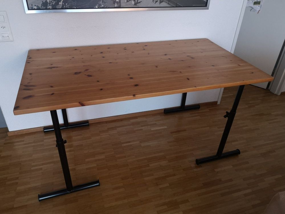 IKEA Schreibtisch 150x80cm gebraucht Kaufen auf Ricardo
