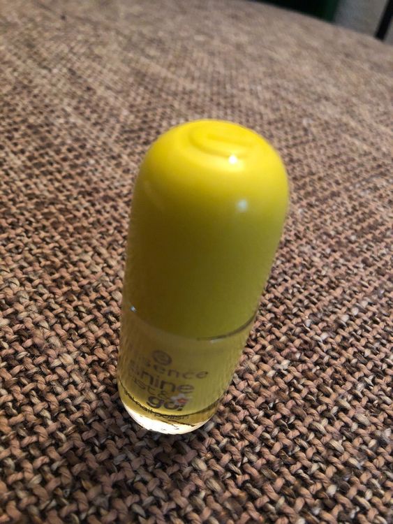 Essence Nagellack In Gelb Hellgrun Kaufen Auf Ricardo