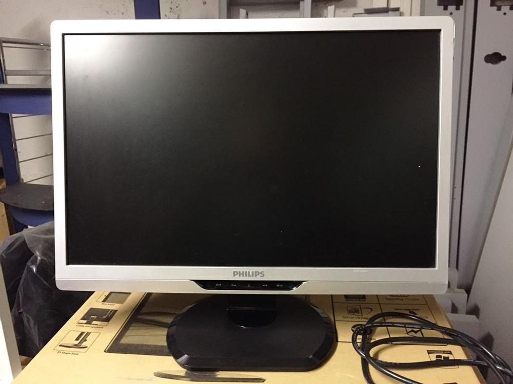 Philips Brilliance 22 Monitor 220s2 Kaufen Auf Ricardo