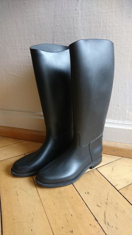 Schöner hoher schwarzer Stiefel Gr. 43 | Kaufen auf Ricardo