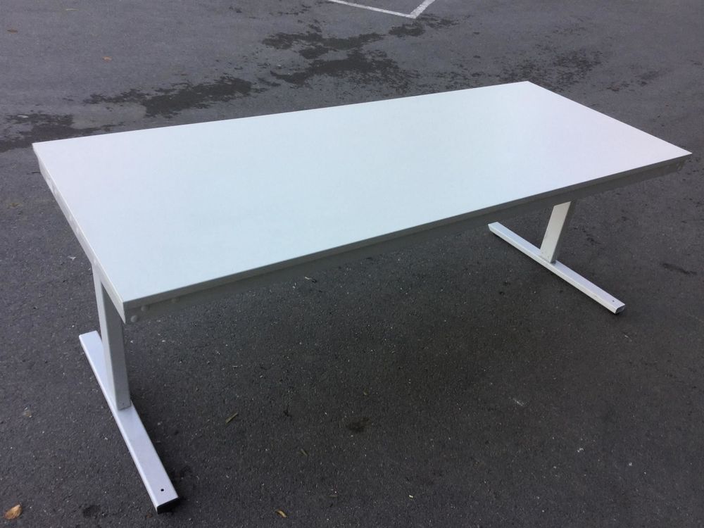 * Bürotisch elektrisch Höhenverstellbar | Kaufen auf Ricardo