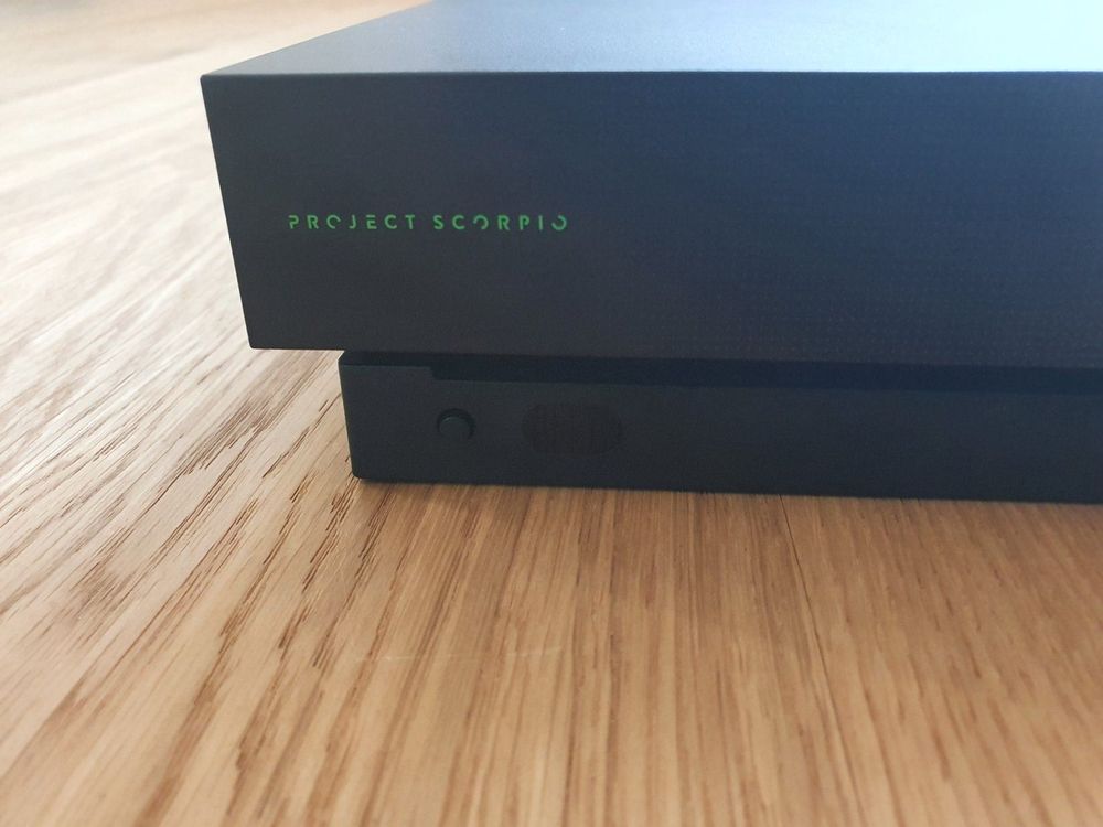 Xbox One X Project Scorpio Edition 1 TB Kaufen auf Ricardo