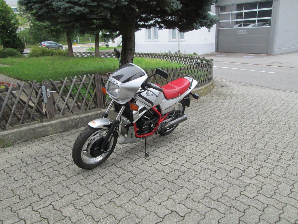 Honda vt250f 1987