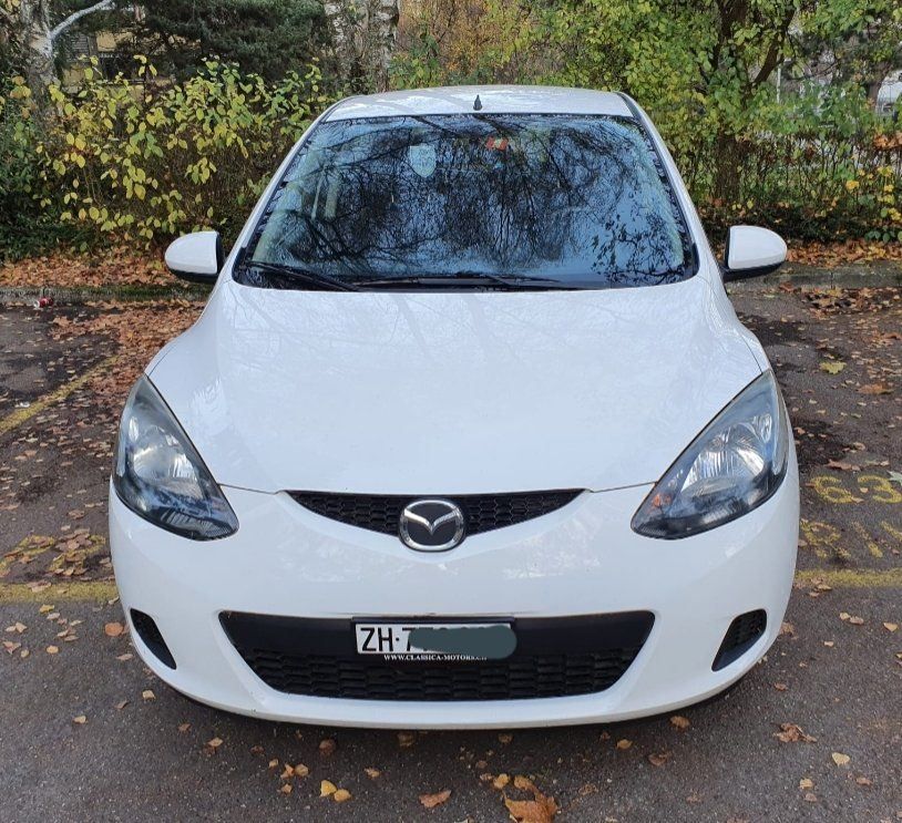 Gepflegtes Mazda 2 1 3 09 Weiss Kaufen Auf Ricardo