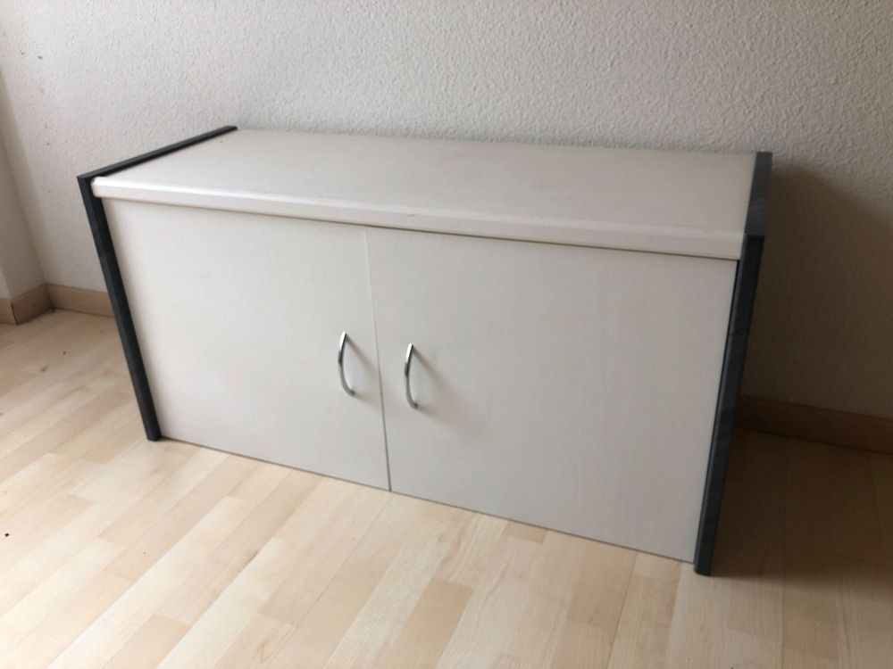 Büromöbel ab 1.- | Kaufen auf Ricardo