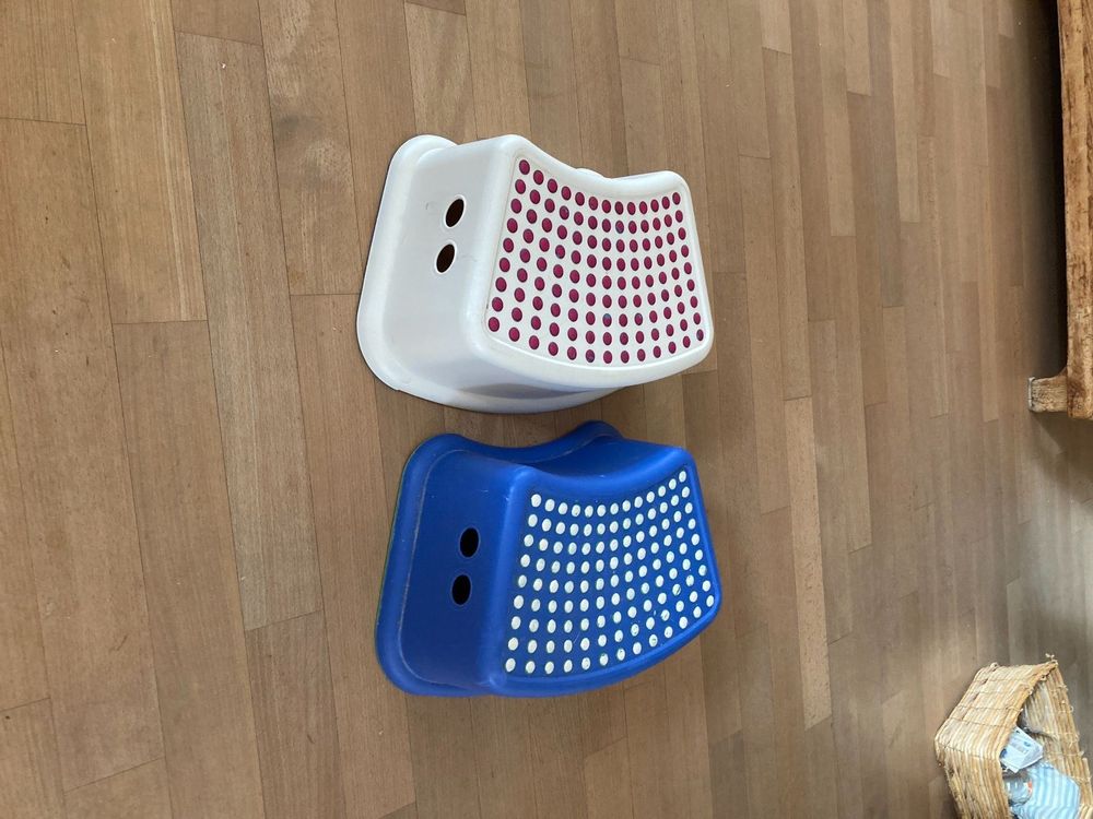 2 tritthocker badezimmer | Kaufen auf Ricardo