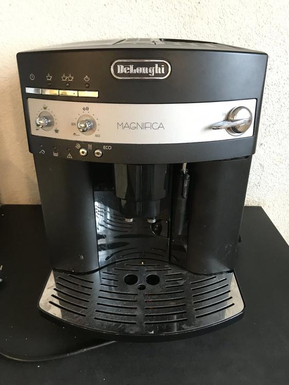 Delonghi Magnifica | Kaufen auf Ricardo