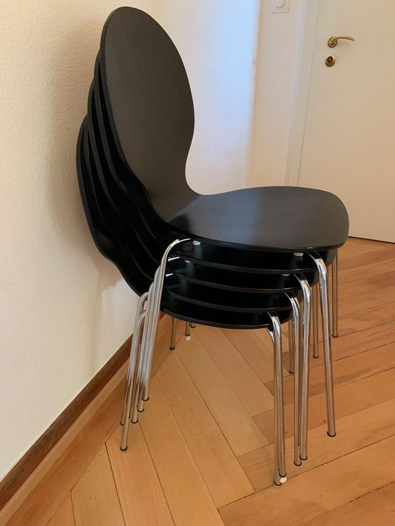 5 Black IKEA Chairs for sale Acheter sur Ricardo