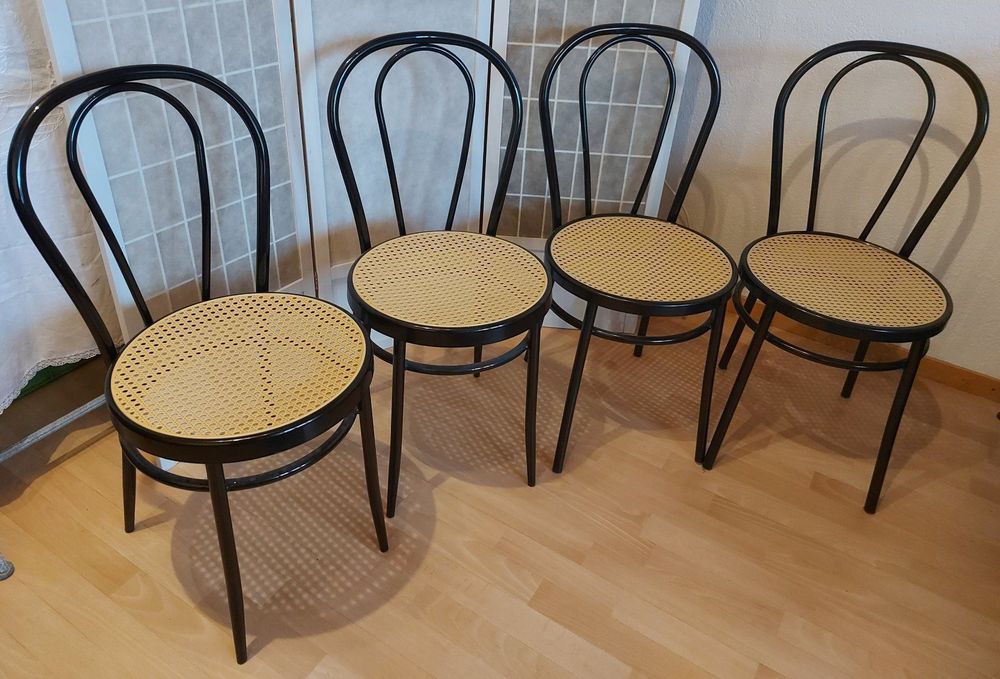 4 Bistro-Stühle | Kaufen auf Ricardo