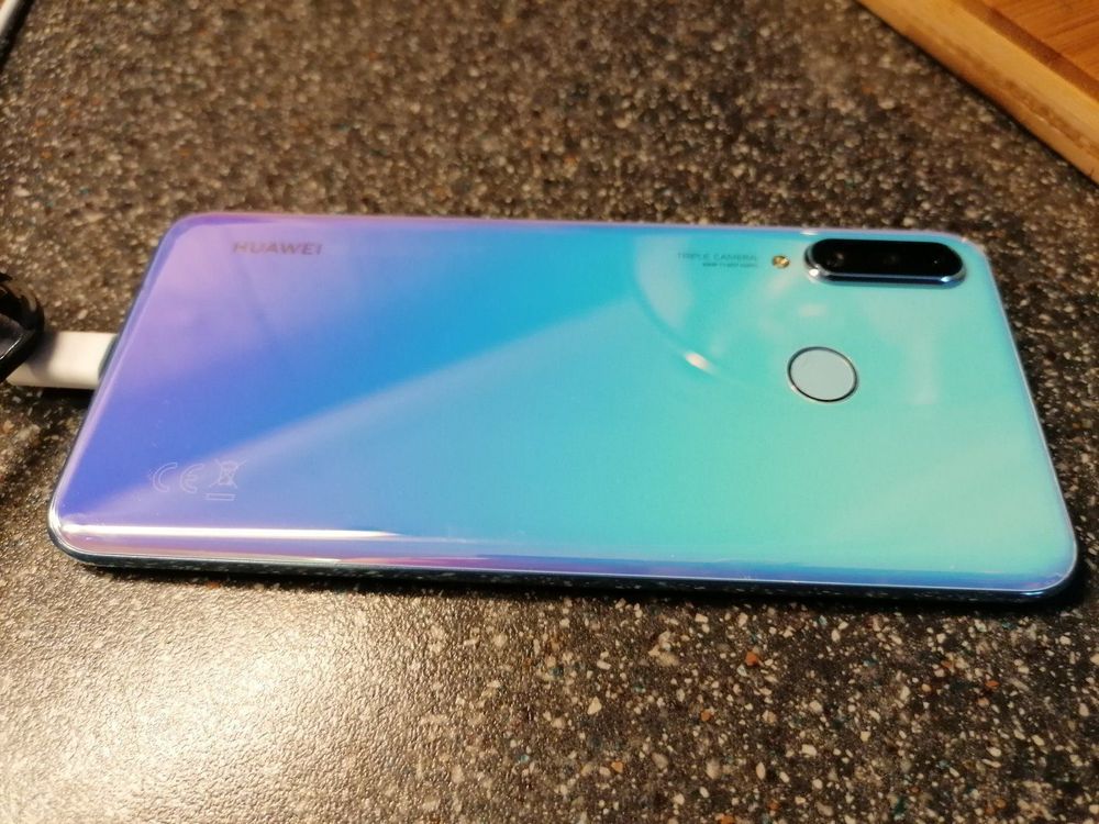 Huawei p30 lite или honor 20s что выбрать