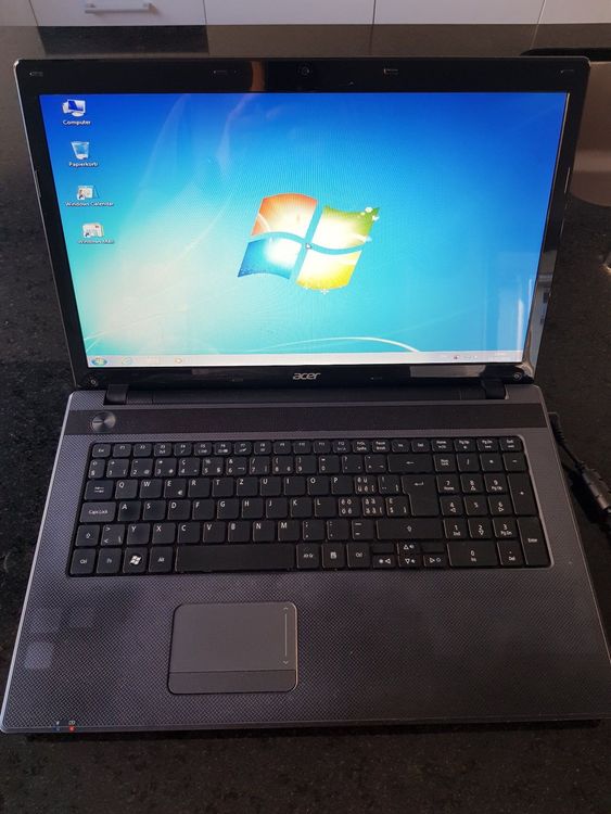 Acer 7250 не включается