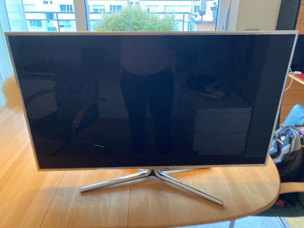 Fernseher Kaufen auf Ricardo