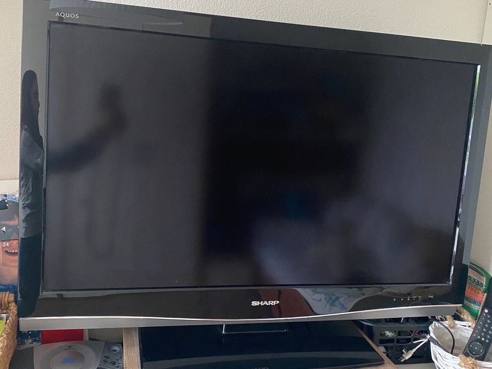 SHARP LCD Fernseher | Kaufen auf Ricardo