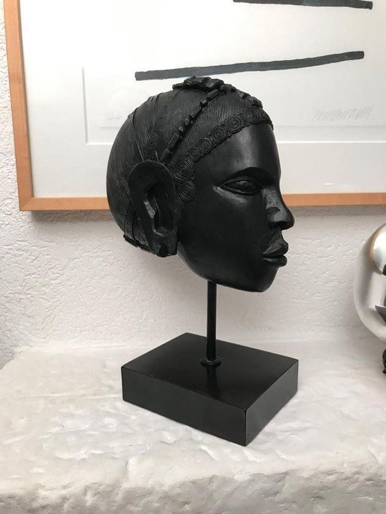 ELEGANT BLACK HEAD SCULPTURE Kaufen auf Ricardo