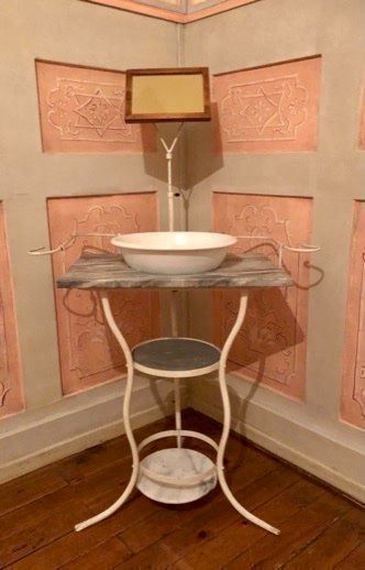 Antiker Waschtisch | Kaufen auf Ricardo