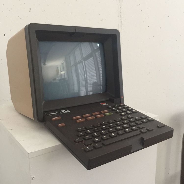 Minitel 1 Kaufen auf Ricardo
