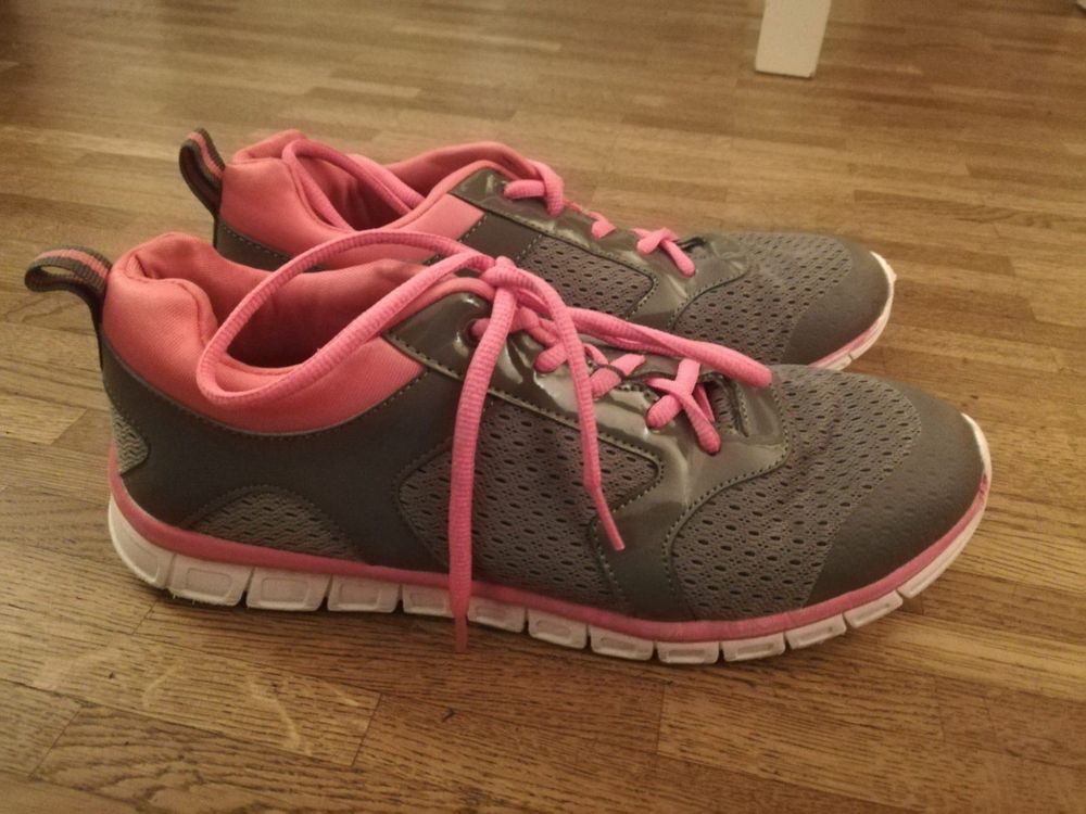 Hallen- oder Aussenturnschuh 41 | Kaufen auf Ricardo