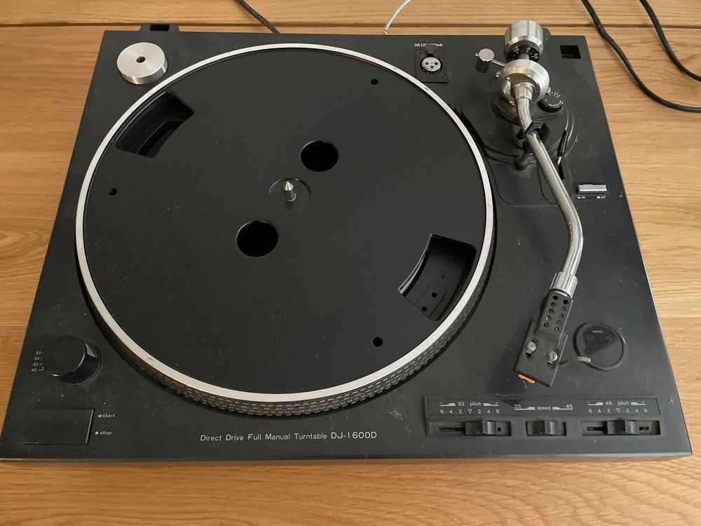 Direct Drive Plattenspieler DJI 600D Kaufen auf Ricardo