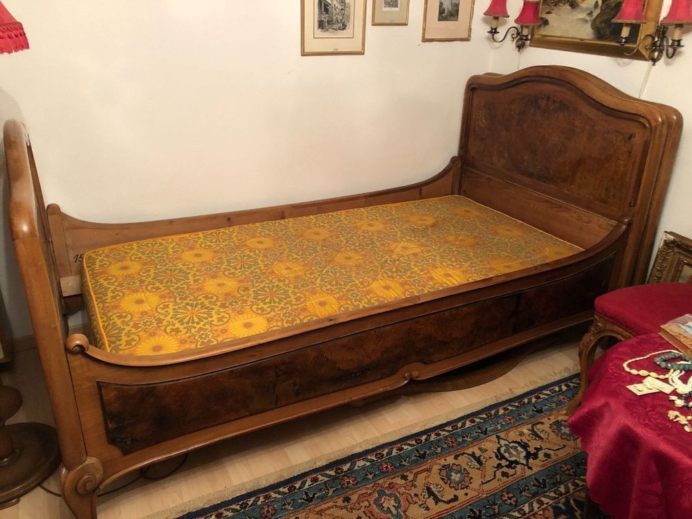 Antikes Bett. | Kaufen auf Ricardo