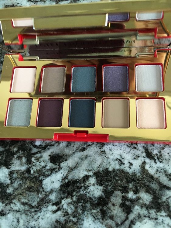 NEW/Estée Lauder Eyeshadow PaletteGlam Kaufen auf Ricardo