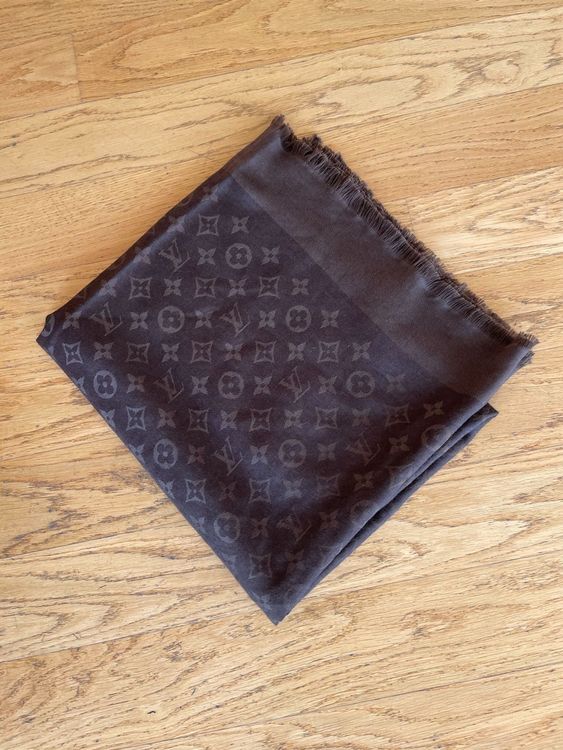 louis vuitton chale monogram