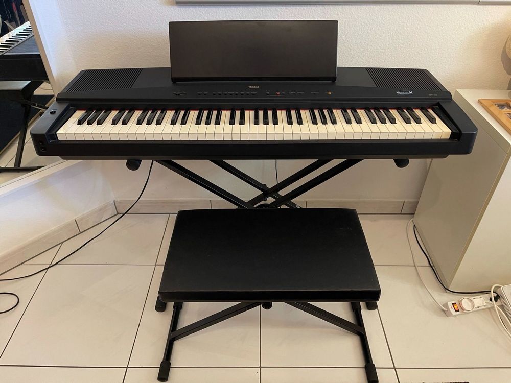 e piano yamaha ypp 55