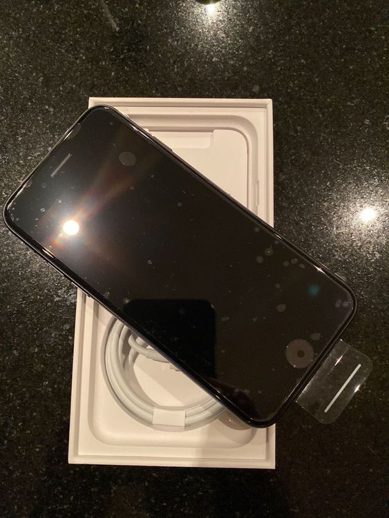 iphone se 2020 64gb schwarz neu