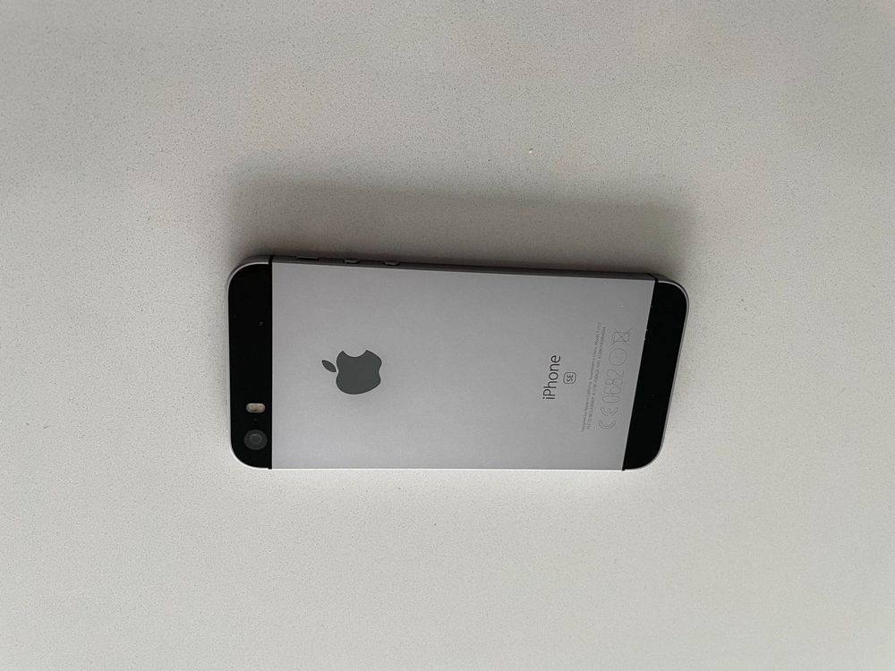 iphone se 2016 gb