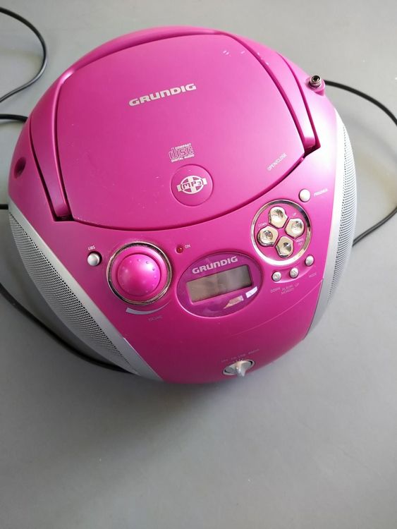 Grundig Kinder Radio CD Player, pink Kaufen auf Ricardo