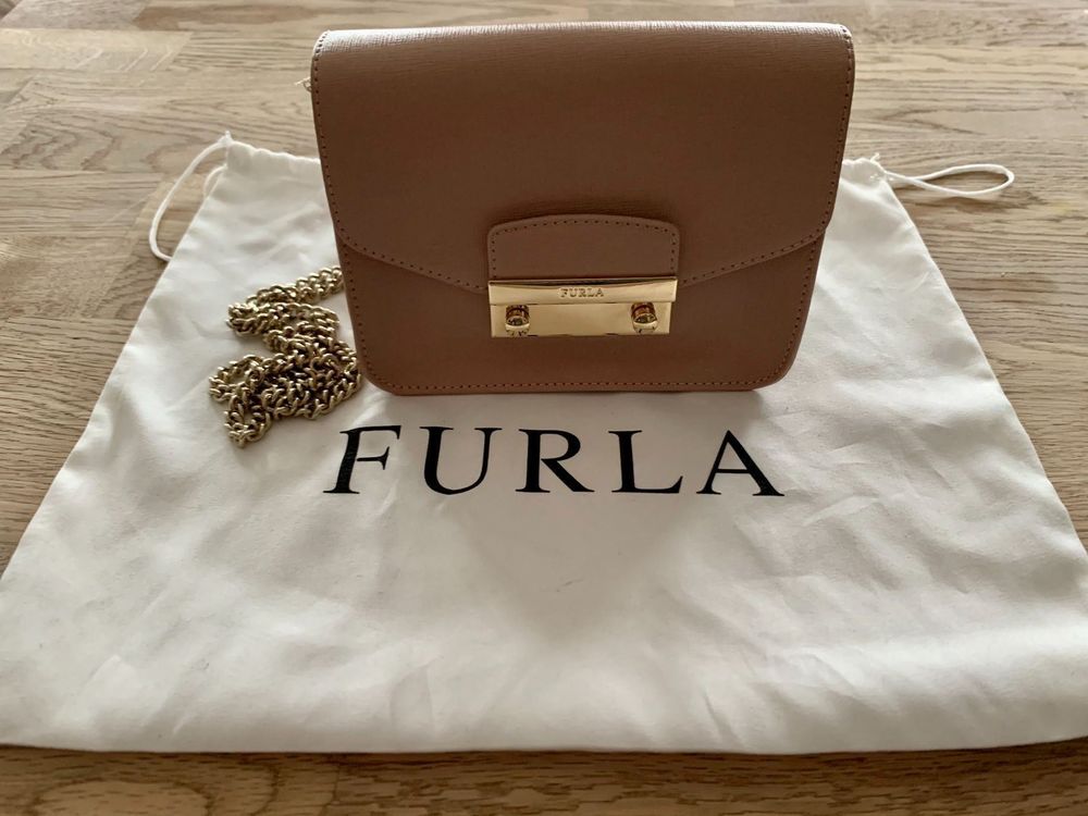 Furla metropolis клапан