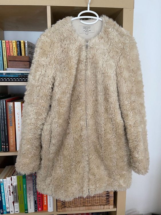 Zara faux fur coat, size medium Kaufen auf Ricardo