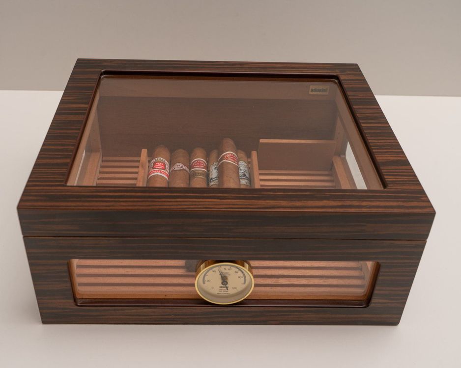 Humidor mit verschiedenen Zigarren Kaufen auf Ricardo
