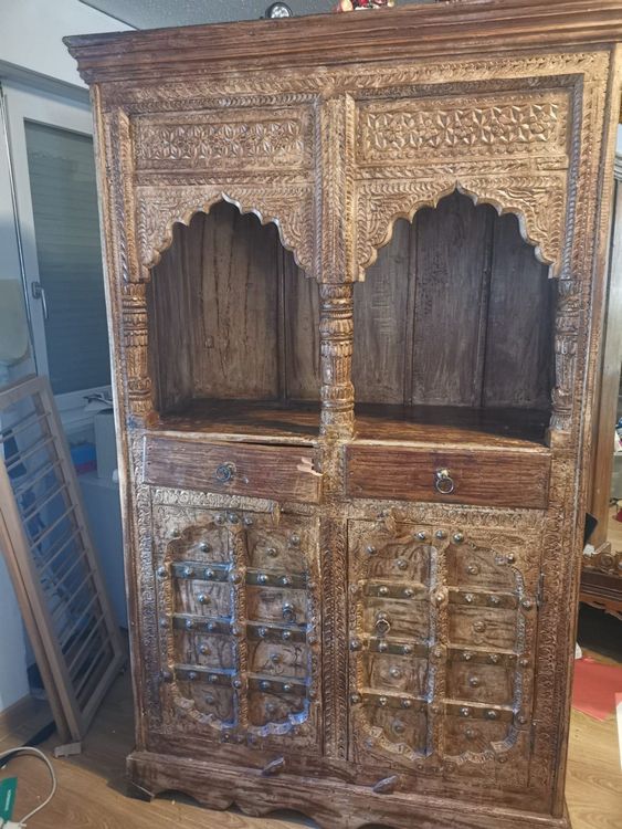 Antiker orientalischer Schrank massiv | Kaufen auf Ricardo