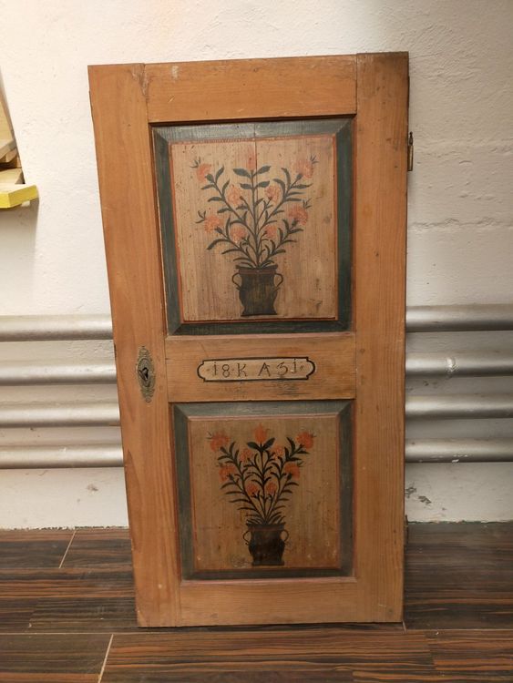 Antike Schranktür mit schöner Malerei | Kaufen auf Ricardo