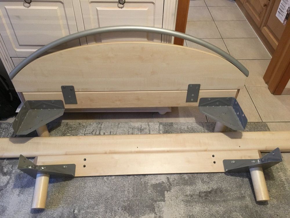 Doppelbett 140 x 200 mit Rost & Matratze | Kaufen auf Ricardo