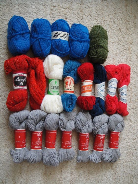 1 kg Strickwolle in verschiedenen Farben | Kaufen auf Ricardo